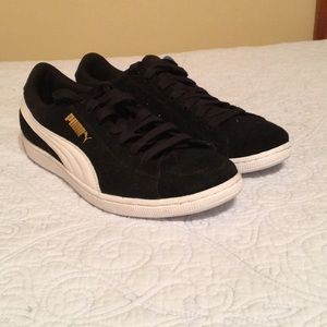 Puma sneakers